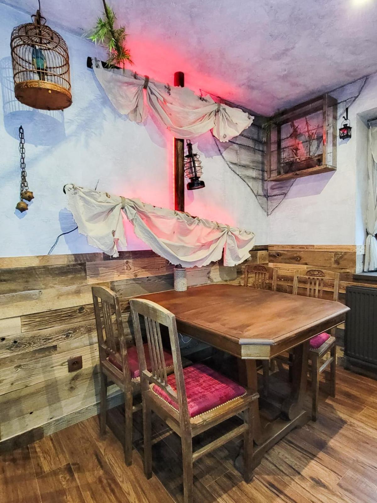 Le Repaire Des Pirates Logement Magique Sainte-Croix-en-Plaine Εξωτερικό φωτογραφία