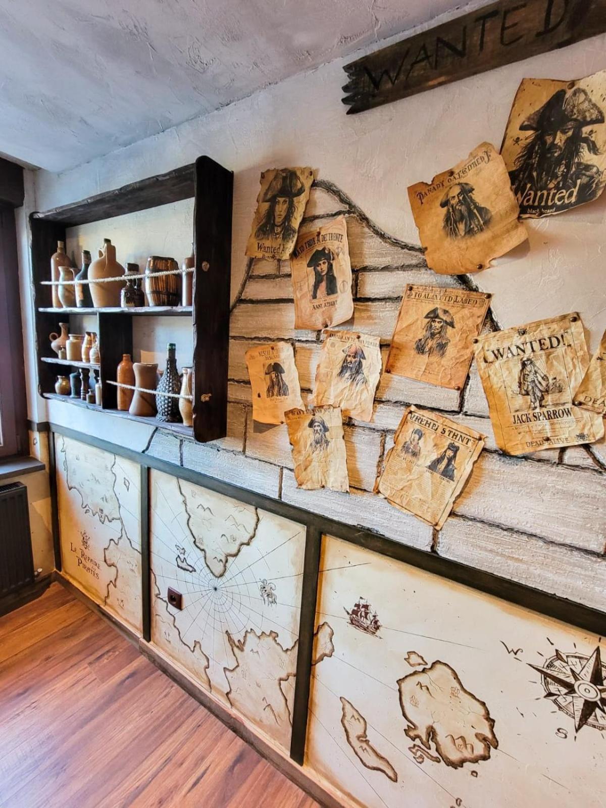 Le Repaire Des Pirates Logement Magique Sainte-Croix-en-Plaine Εξωτερικό φωτογραφία
